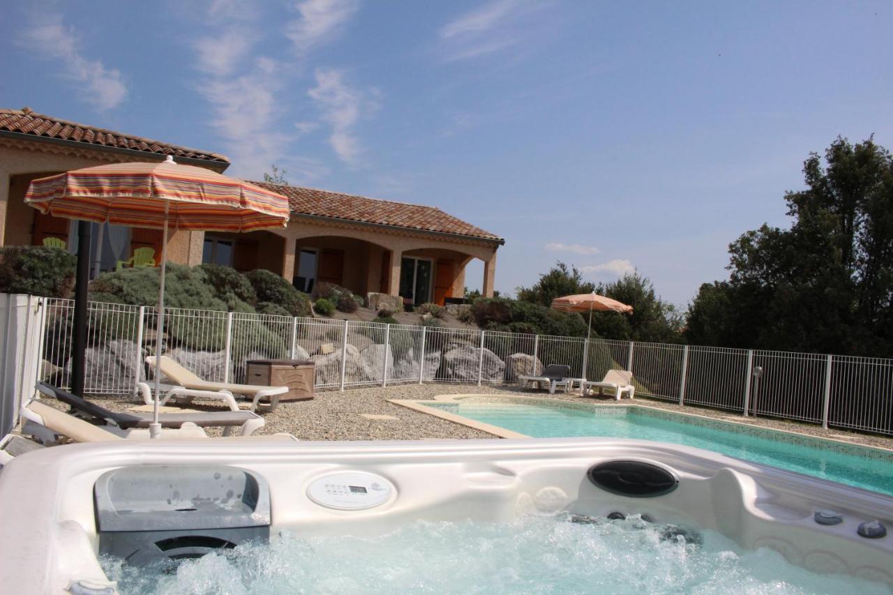 Les De Perret Villa *